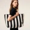White Cotton Ami De Coeur Shopping Bag White Cotton Ami De Coeur Shopping Bag